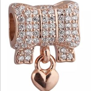 ❤️TRULY STUNNING ROSE GOLD BOW WITH HEART ATTACHED- MADE FOR PANDORA BRACELETS❤️